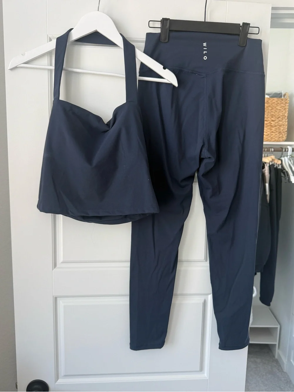 NWT WILO Women's Navy Set Halter Top and High-Waist Leggings Set (M) - Picture 4 of 4